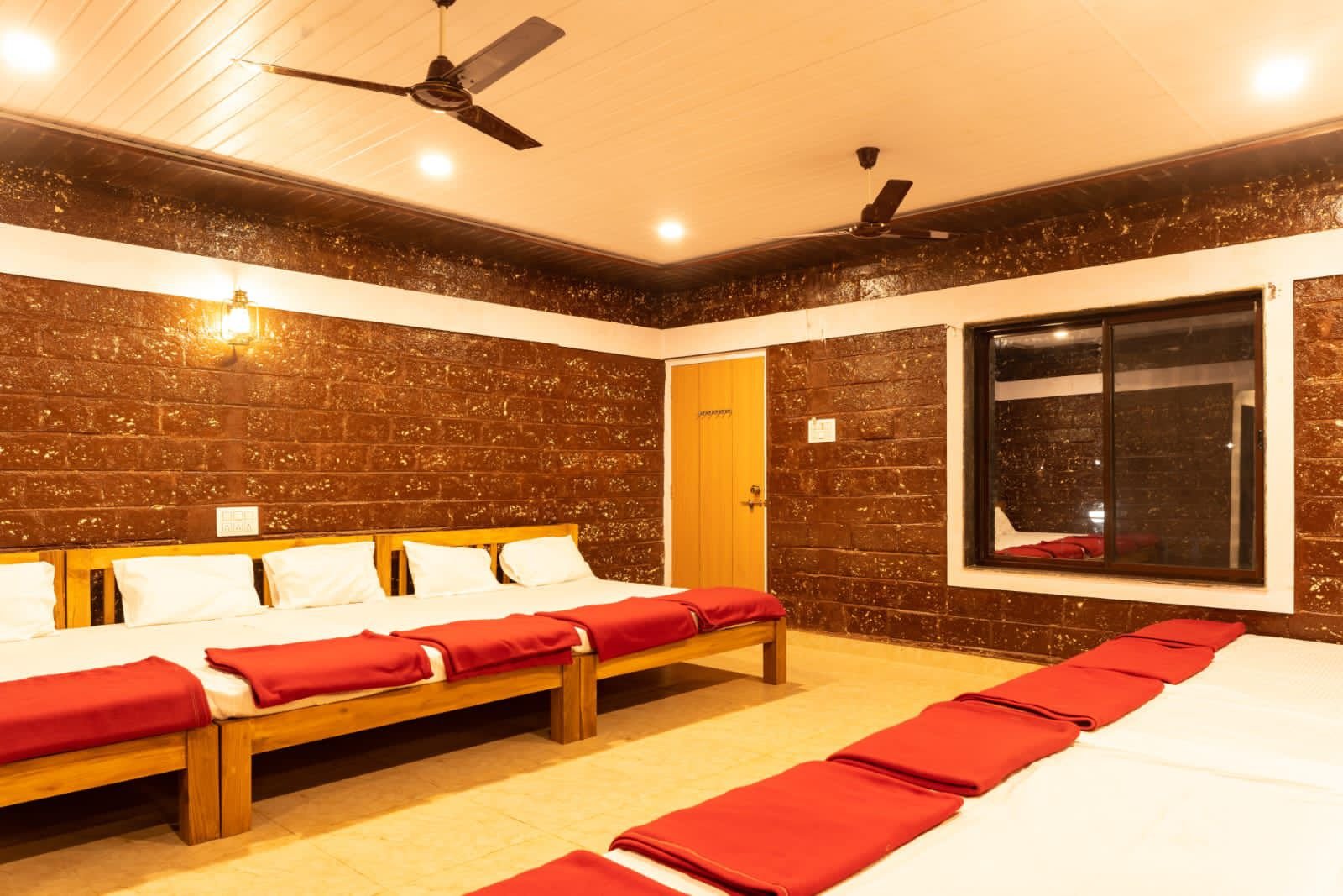 Luxury Family Group Villa Stay